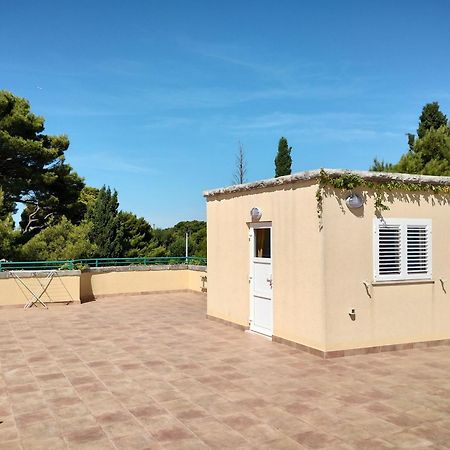 Old Captain'S Apartments - In A Pine Wood By The Sea And Tennis Courts Split Luaran gambar