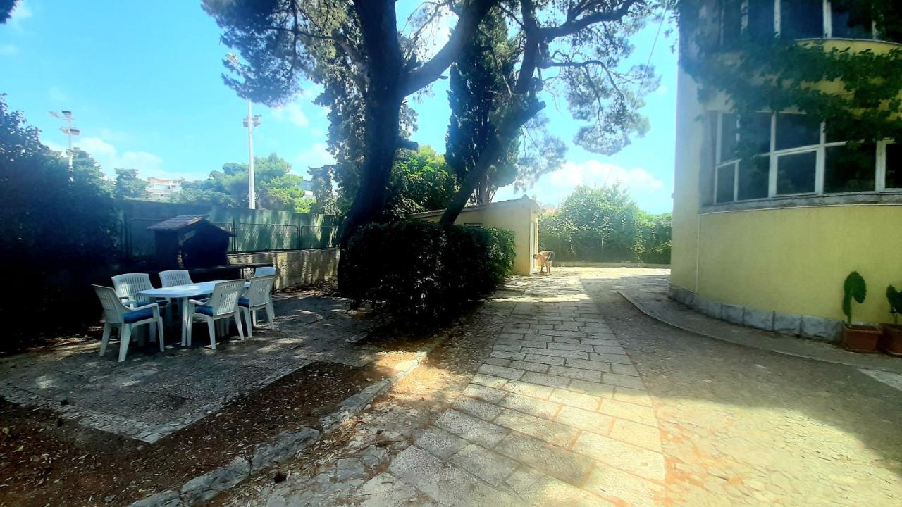 Old Captain'S Apartments - In A Pine Wood By The Sea And Tennis Courts Split Luaran gambar